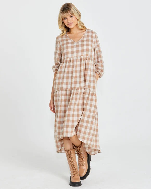 SASS STEVIE TIERED MIDI DRESS MOCHA CHECK