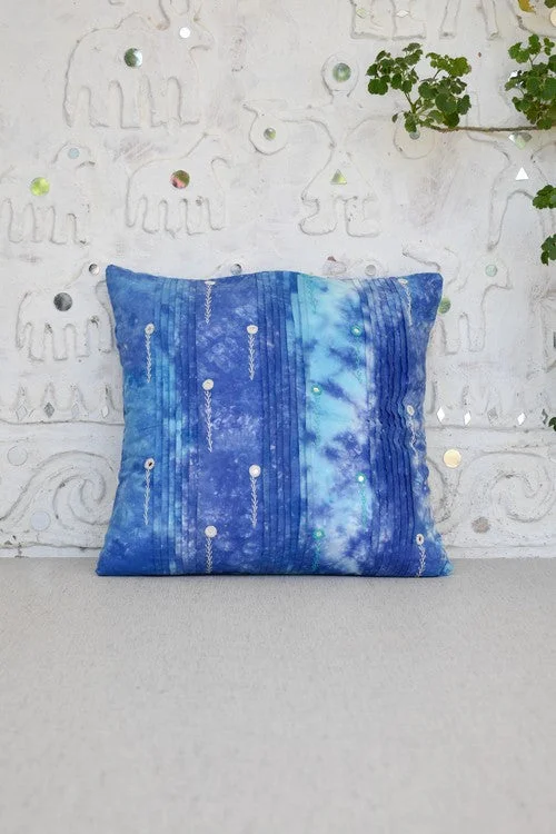 Okhai 'Nightfall' Cotton Scratch Tie and Dye Cushion Cover