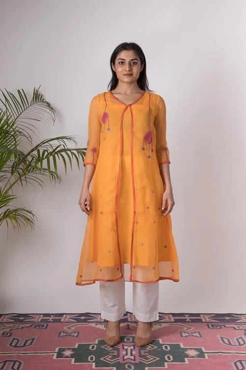 Urmul 'Aaesha'Hand Embroidered Yellow kotta doriya kurta . 3pc set (kurta along with slip and pant )